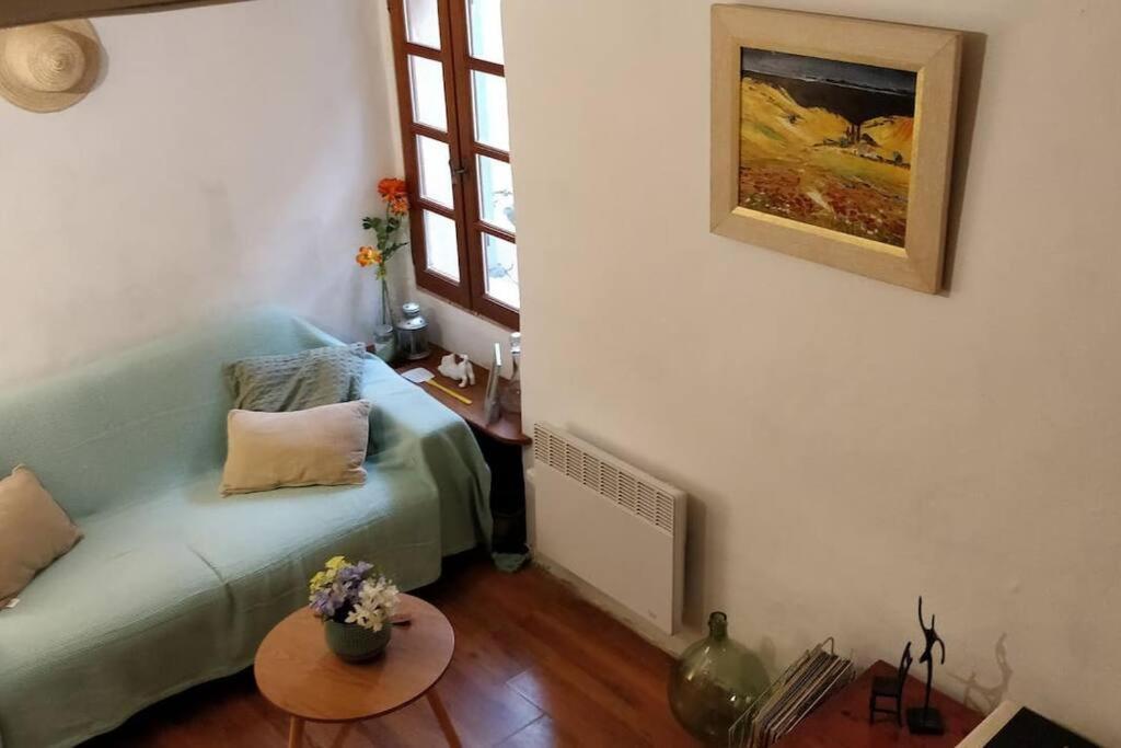 Maisonnette Au Pied Du Mont Ventoux Ste Colombe Bedoin Exterior photo
